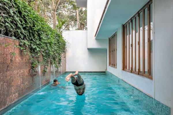 Image Title Goes Here